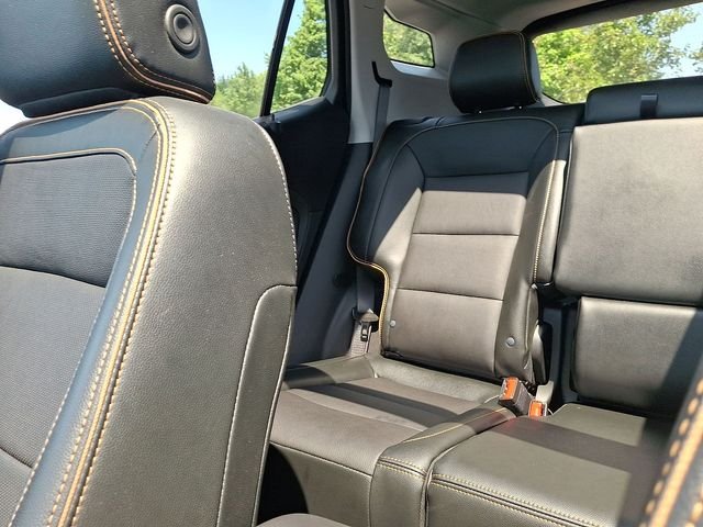 Used 2024 Riptide Metallic GMC AT4 image 52