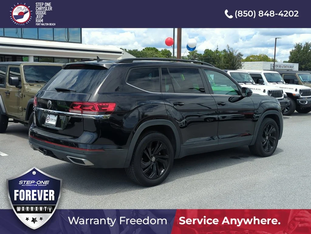 Used 2023 Black Volkswagen 3.6L V6 SE w/Technology image 6