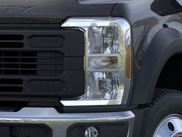 New 2026 Agate Black Metallic Ford F-450® XL image 40