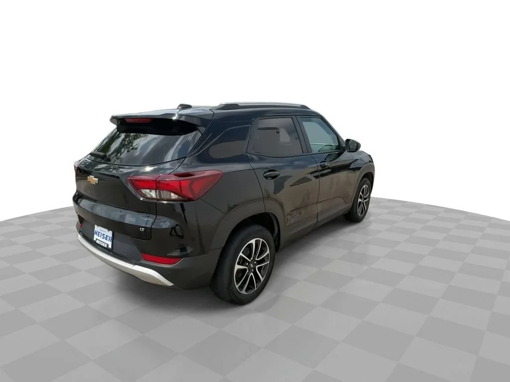 Certified Used 2024 Mosaic Black Metallic Chevrolet LT image 8