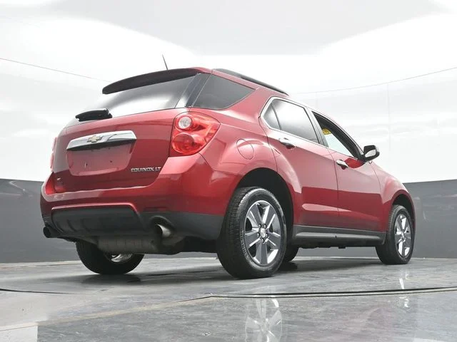 Used 2015 Red Chevrolet LT image 26