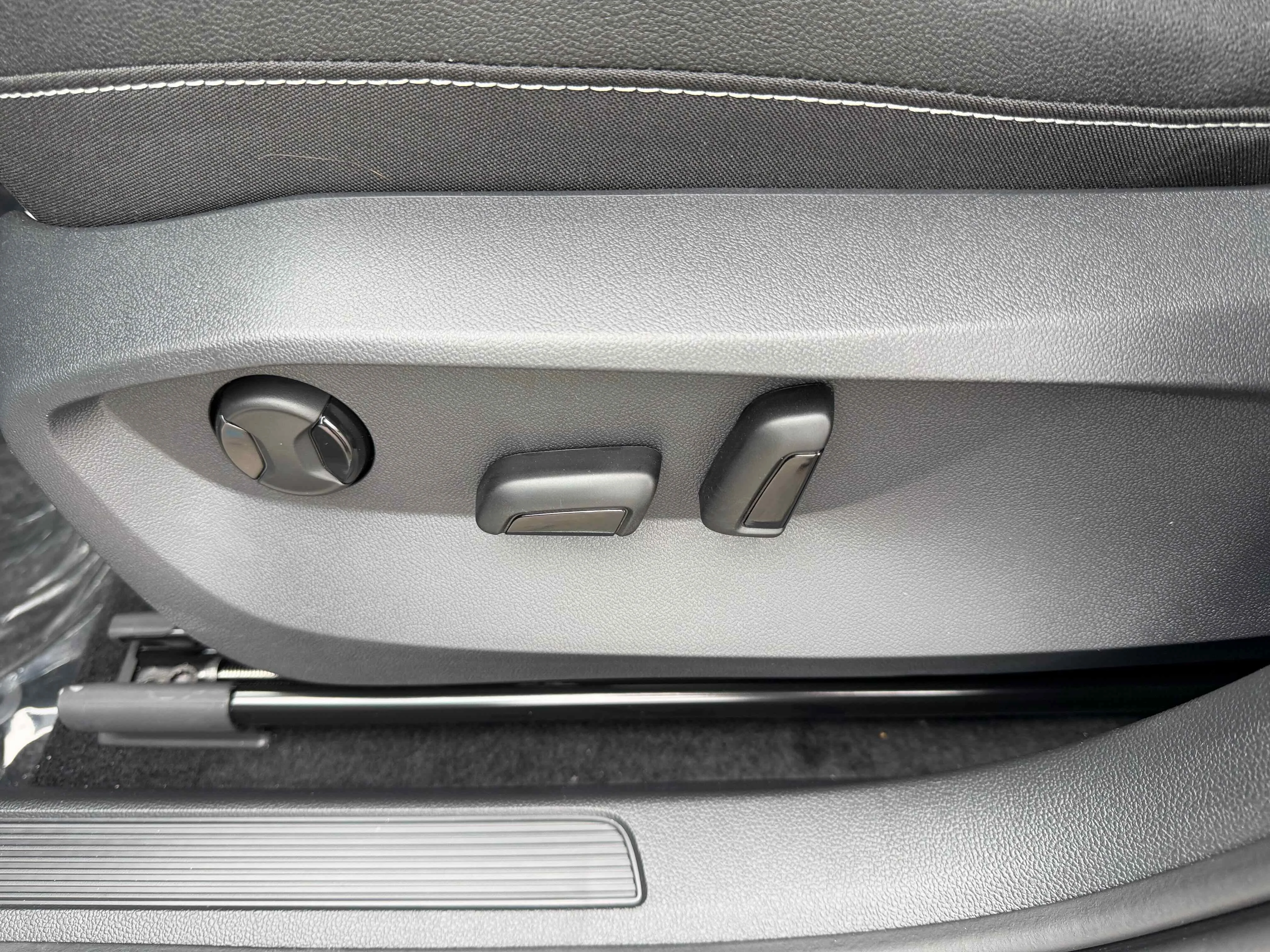 New 2026 Gray Volkswagen SEL image 14