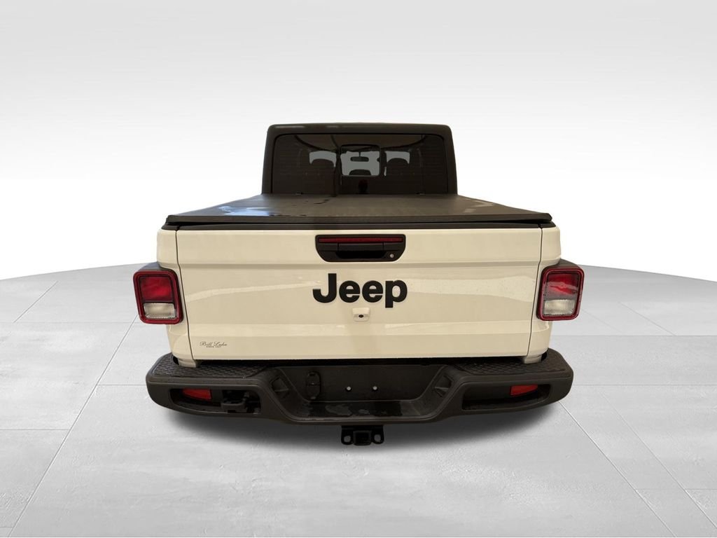 Used 2025 Bright White Clearcoat Jeep Sport image 10