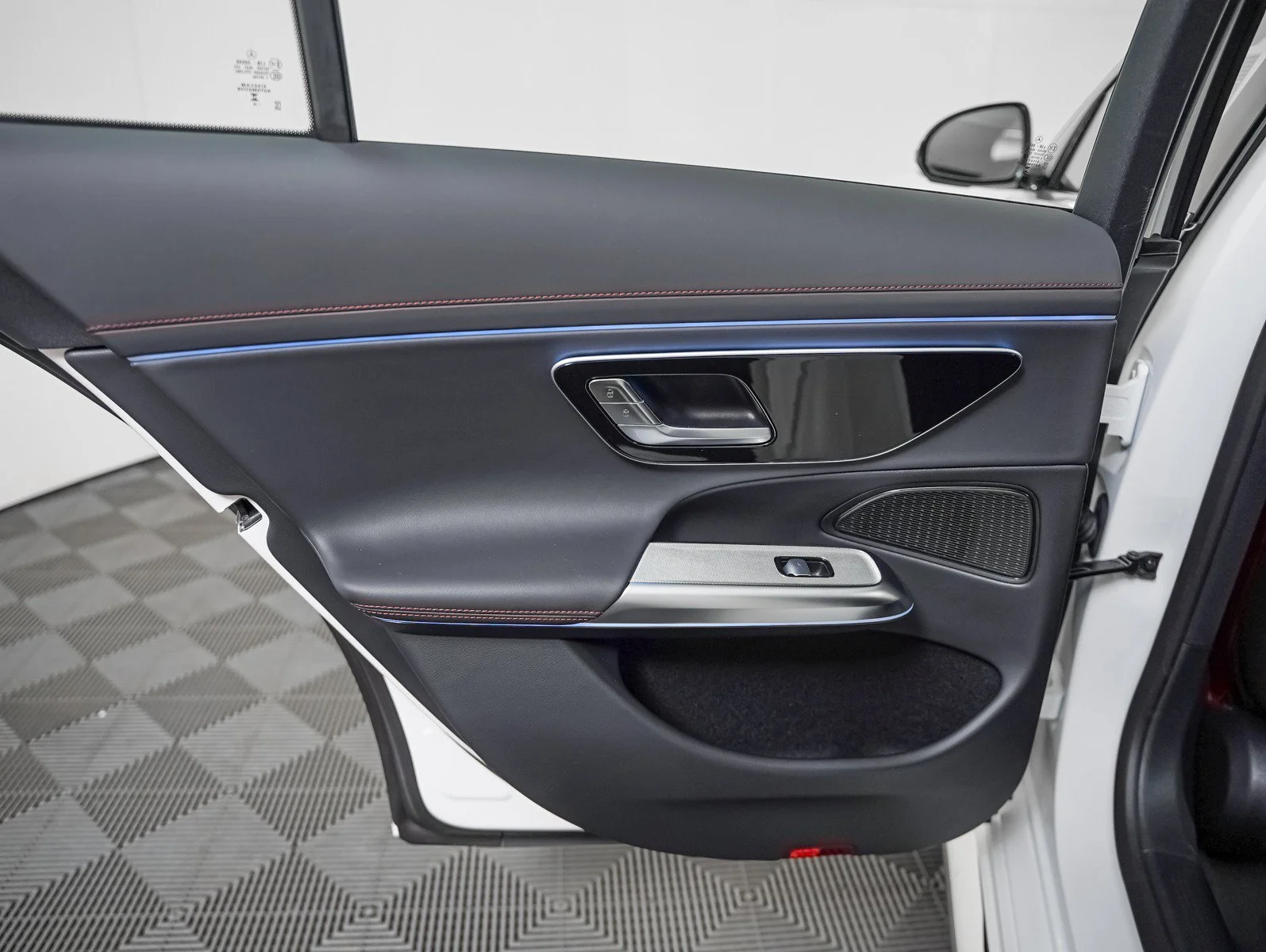 New 2027 Polar White Mercedes-Benz AMG® E 53 Hybrid image 24