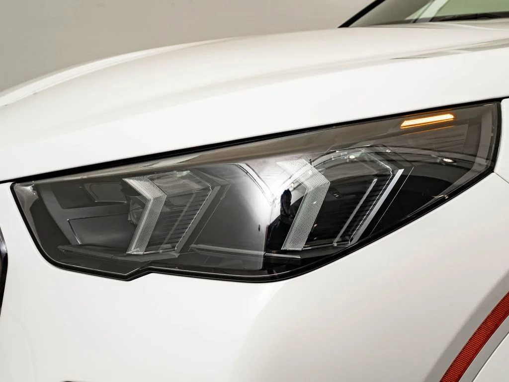 New 2026 Alpine White BMW xDrive28i image 14