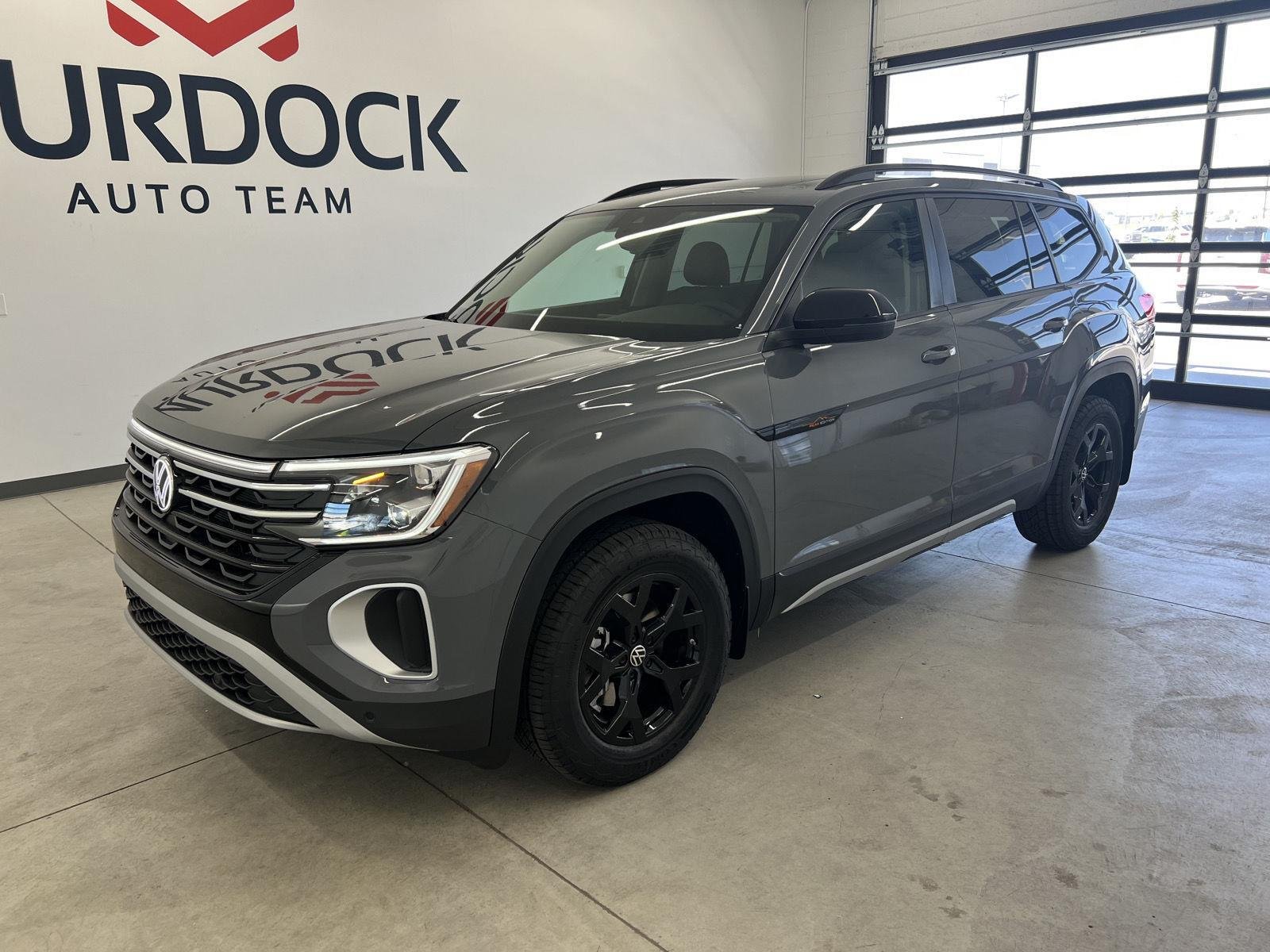 New 2026 Pure Gray Volkswagen 2.0T Peak Edition image 6