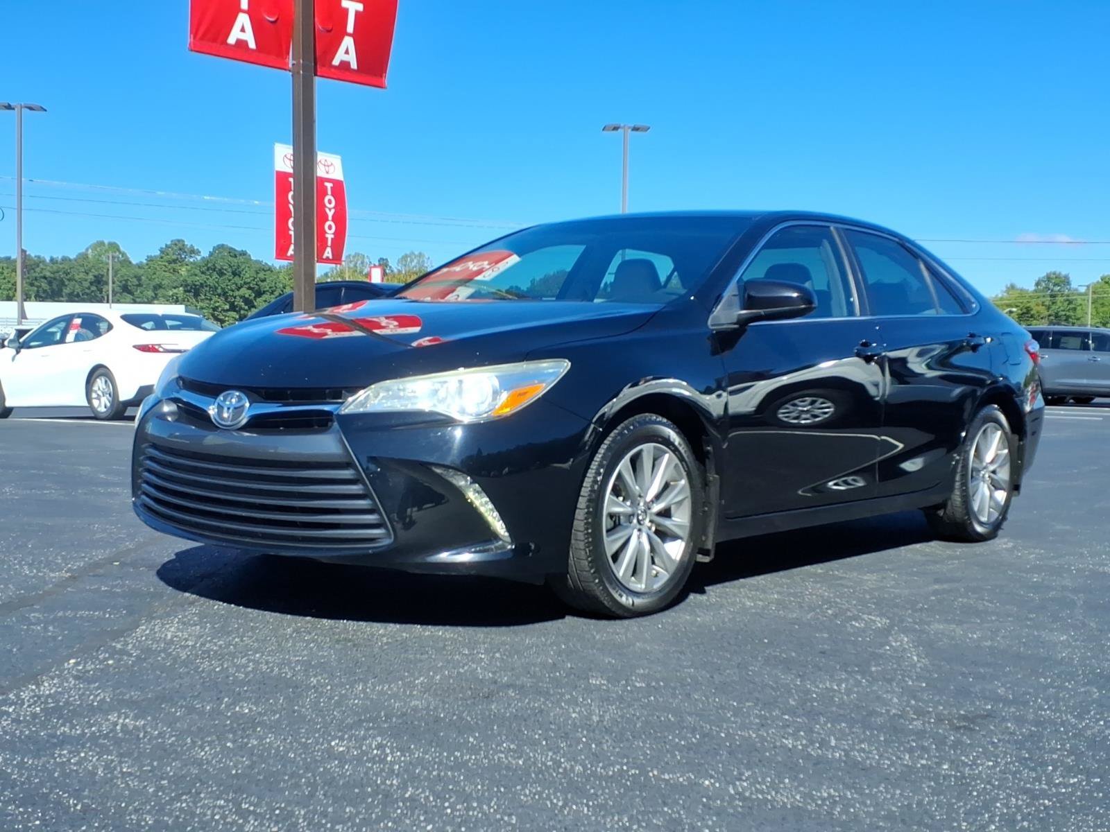 Used 2015 Attitude Black Toyota XLE image 1