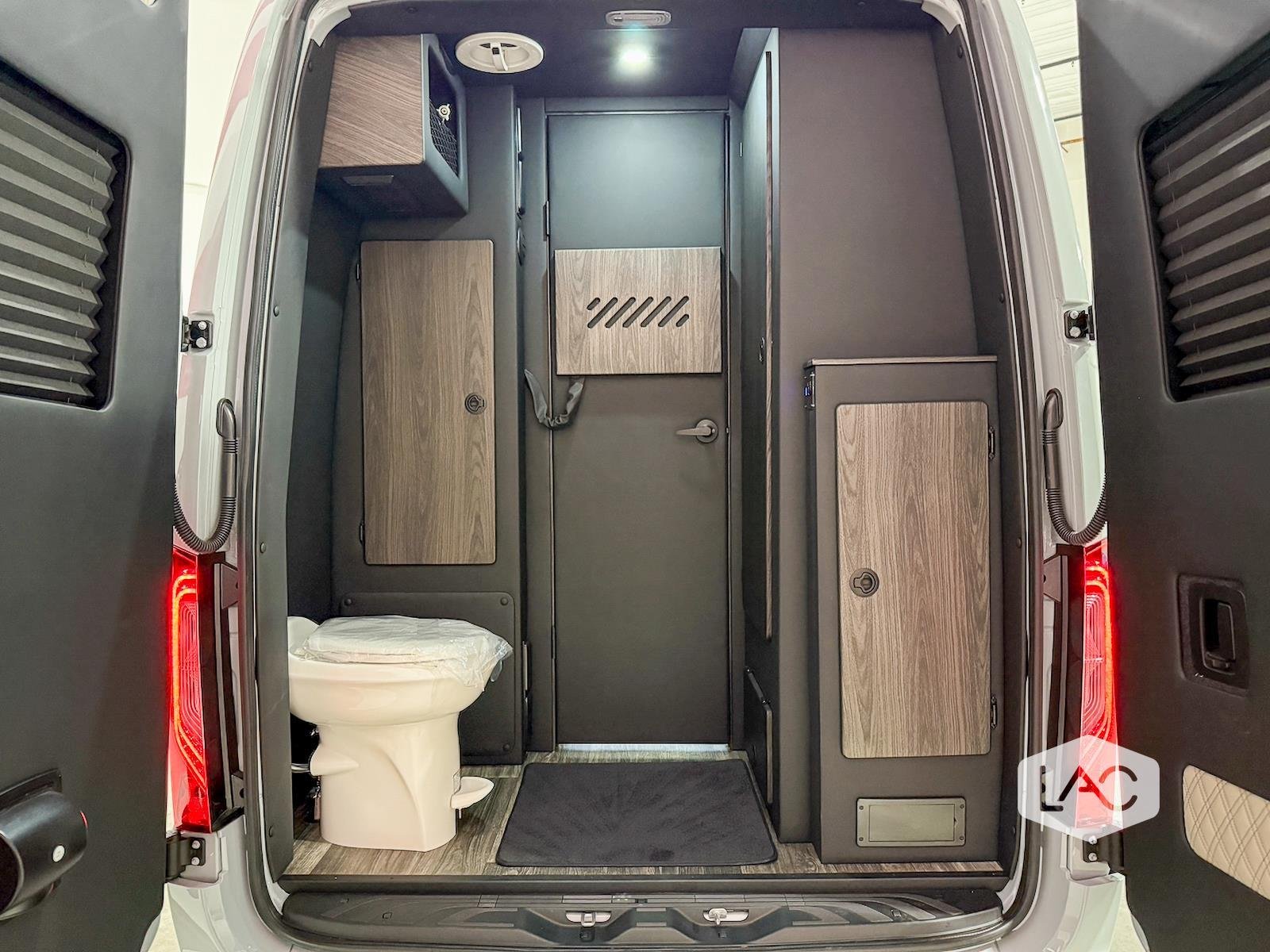 New 2026 Silver Grey OGV LUXURY COACH AWD 540ah ANYWHERE | Desert Runner PKG EVICTUS Suspension image 43