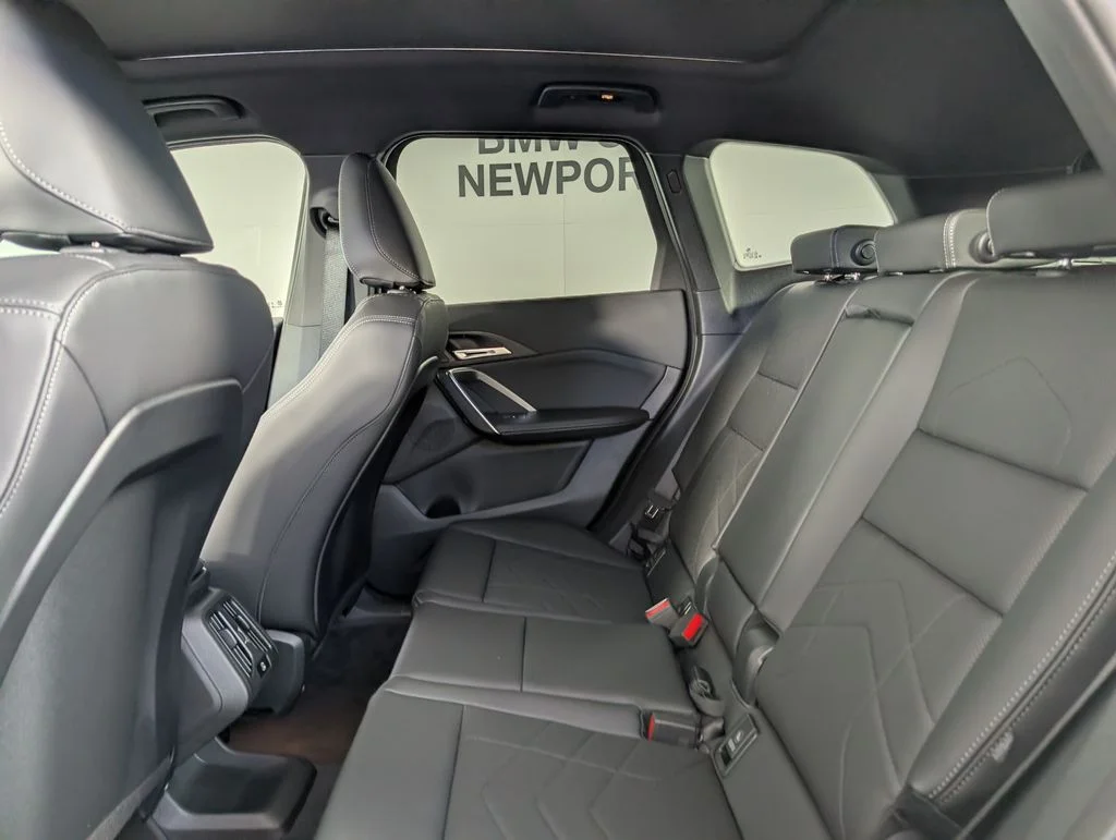 New 2026 Black Sapphire Metallic BMW xDrive28i image 13