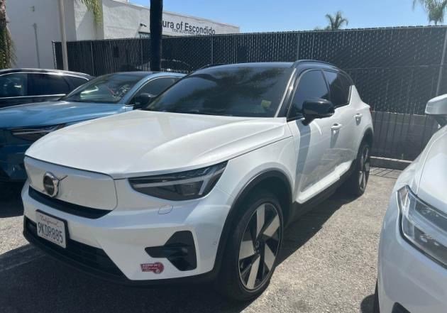 2023 Volvo XC40 P8 Recharge Ultimate AWD's photo