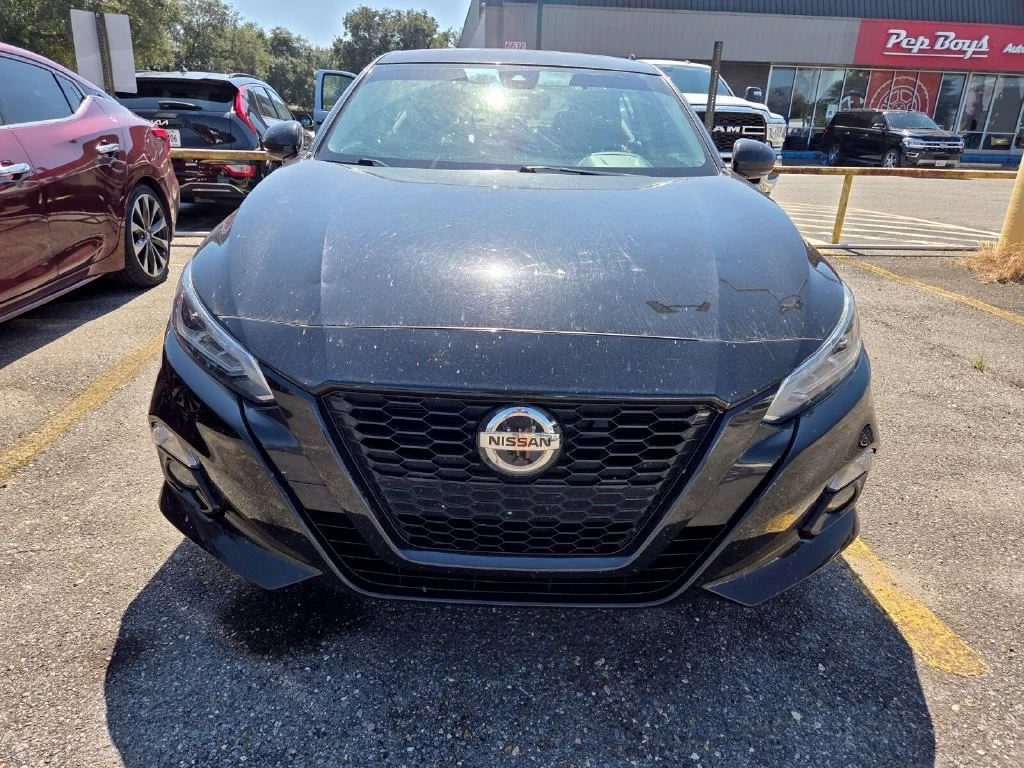 Used 2022 Black Nissan 2.5 SR image 6