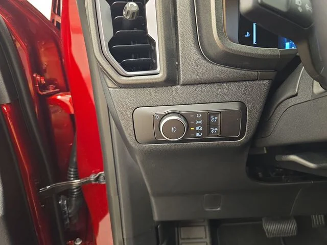 New 2026 Ruby Red Metallic Tinted Clearcoat Ford Outer Banks® image 35