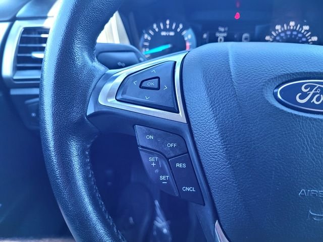 Used 2017 White Ford SE image 24