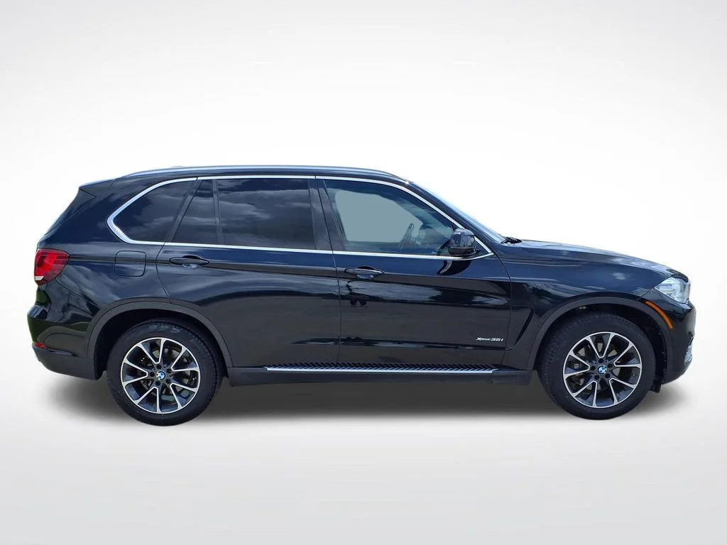 Used 2016 Black BMW xDrive35i image 10