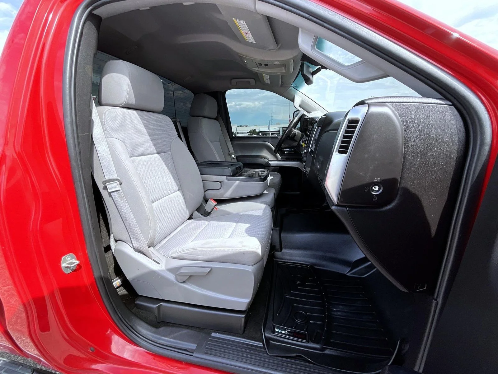 Used 2015 Red Chevrolet LT image 15