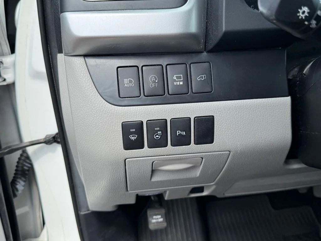 Used 2019 White Toyota Limited Platinum image 20