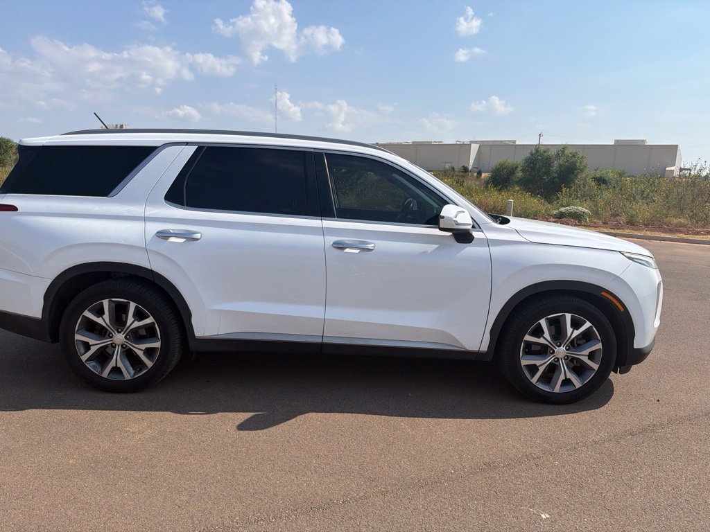 Used 2020 Hyper White Hyundai SEL image 6