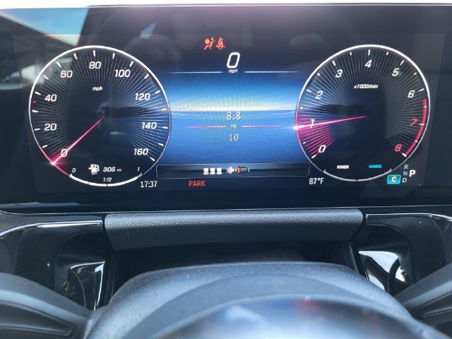 New 2026 Mountain Grey Metallic Mercedes-Benz GLA 250 image 20