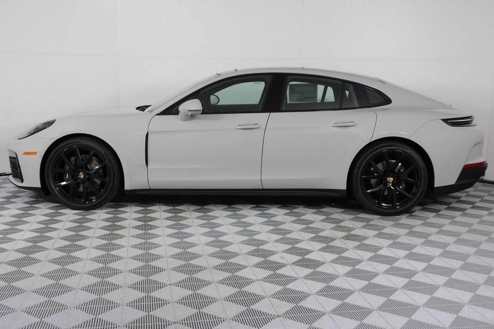 New 2026 Chalk Porsche RWD image 2