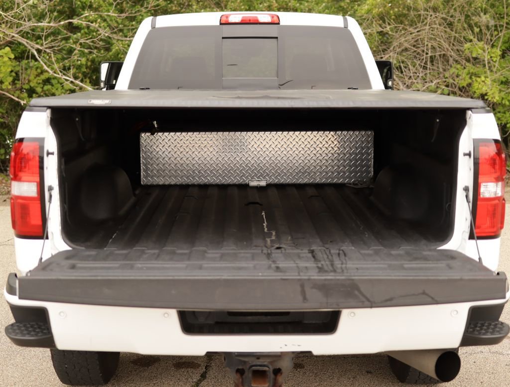 Used 2019 SUMMIT WHITE GMC Denali image 32