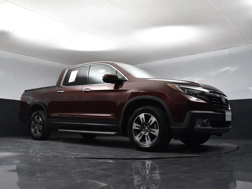 Used 2019 Deep Scarlet Pearl Honda RTL-E image 26