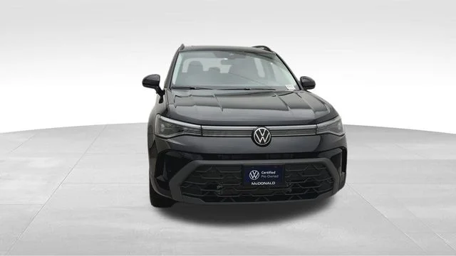 Used 2025 Black Volkswagen 1.5T SE Black image 4
