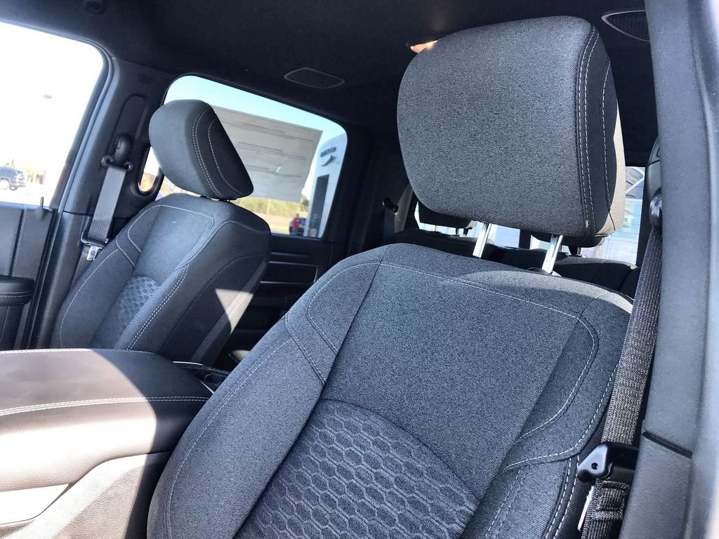 2025 RAM 2500 Big Horn - Photo 11
