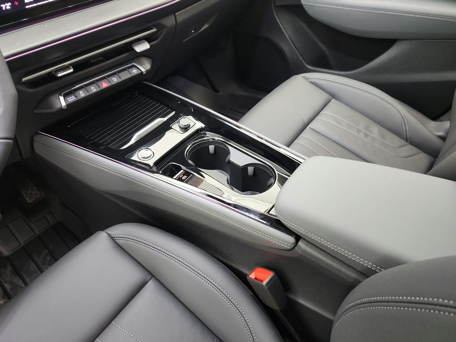 New 2026 Glacier White Metallic Audi S line quattro image 17