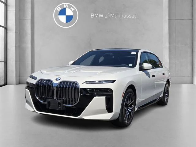 2023 BMW 7 Series 760i xDrive's photo