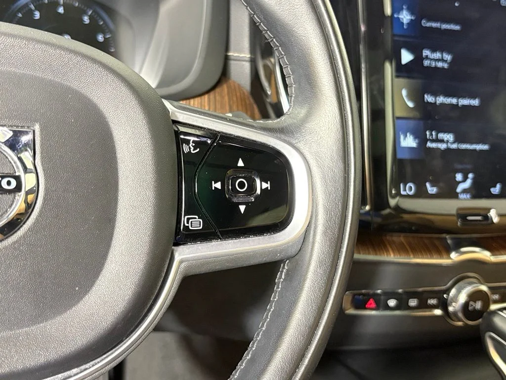 Used 2020 Gray Volvo T6 Inscription image 22