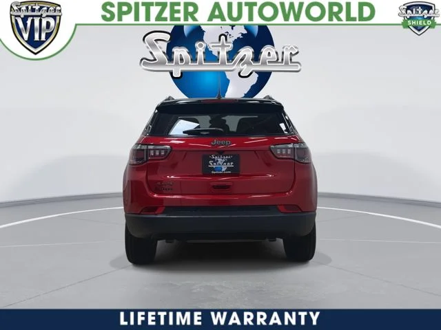 New 2026 Red Hot Pearl-Coat Exterior Paint Jeep Limited image 2