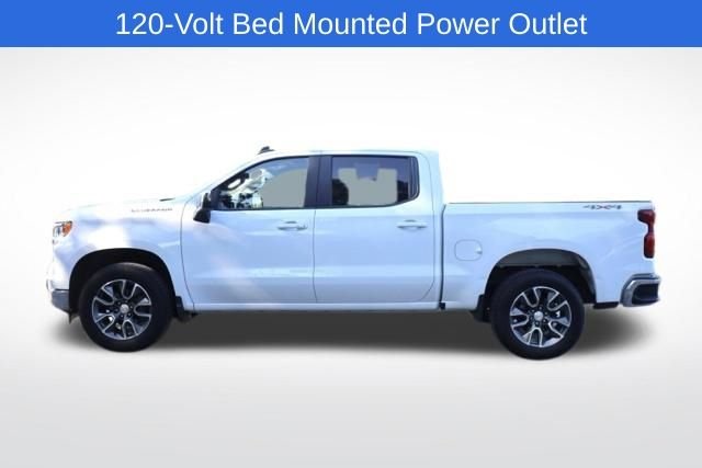Used 2023 White Chevrolet LT image 9