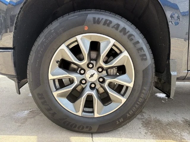 Used 2022 Gray Chevrolet RST image 13