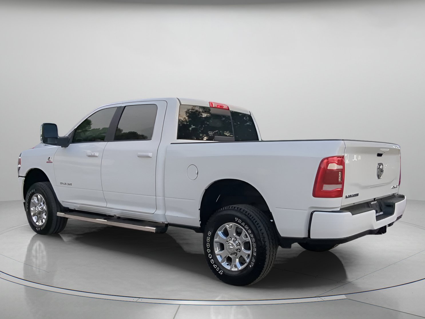 Certified Used 2024 Bright White Clearcoat Ram Laramie Crew Cab Pickup image 19
