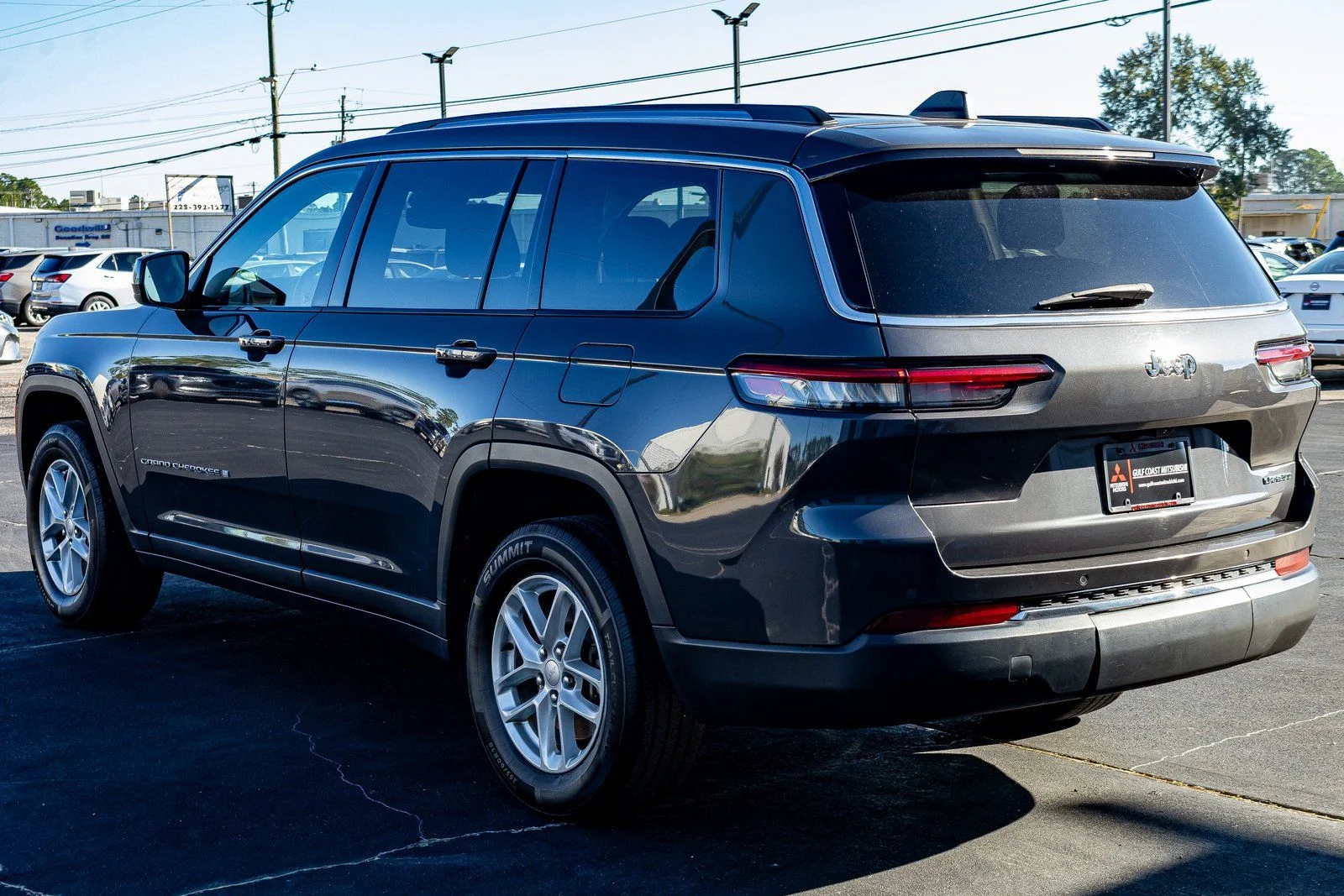 2023 Jeep Grand Cherokee L Laredo - Photo 6
