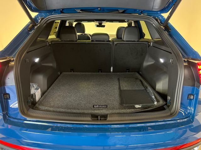 New 2026 Blue Volkswagen 2.0T SE w/Technology image 5
