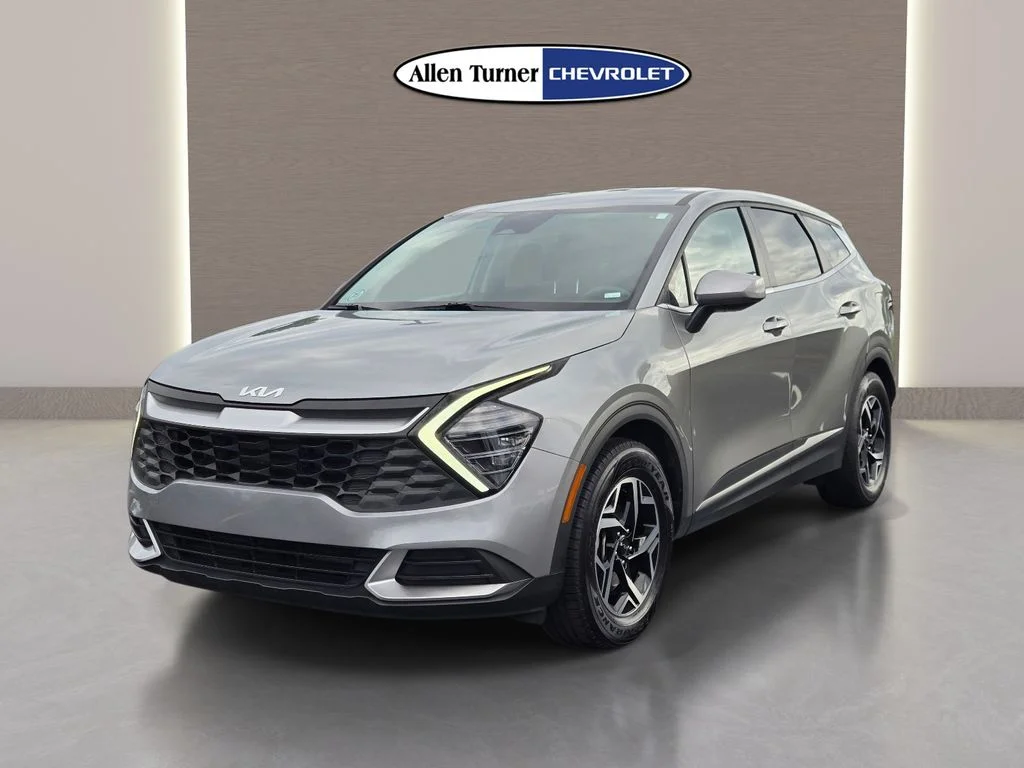 Used 2024 Gray Kia LX image 3