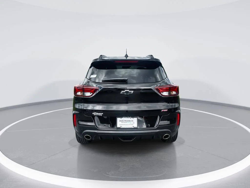 Used 2022 Black Chevrolet RS image 7