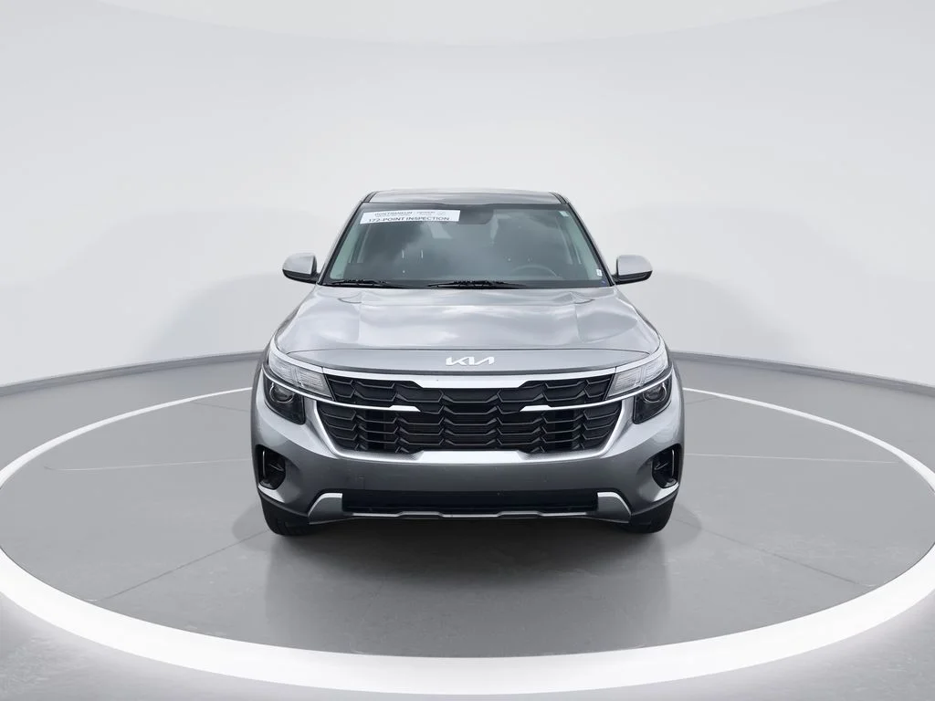 Used 2024 Gray Kia LX image 3