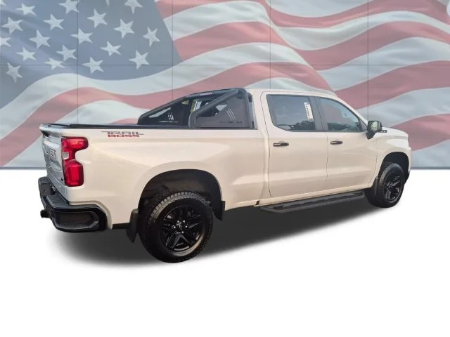Used 2021 Beige Chevrolet LT Trail Boss image 4
