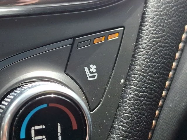 Used 2019 Beige Chevrolet Premier image 26