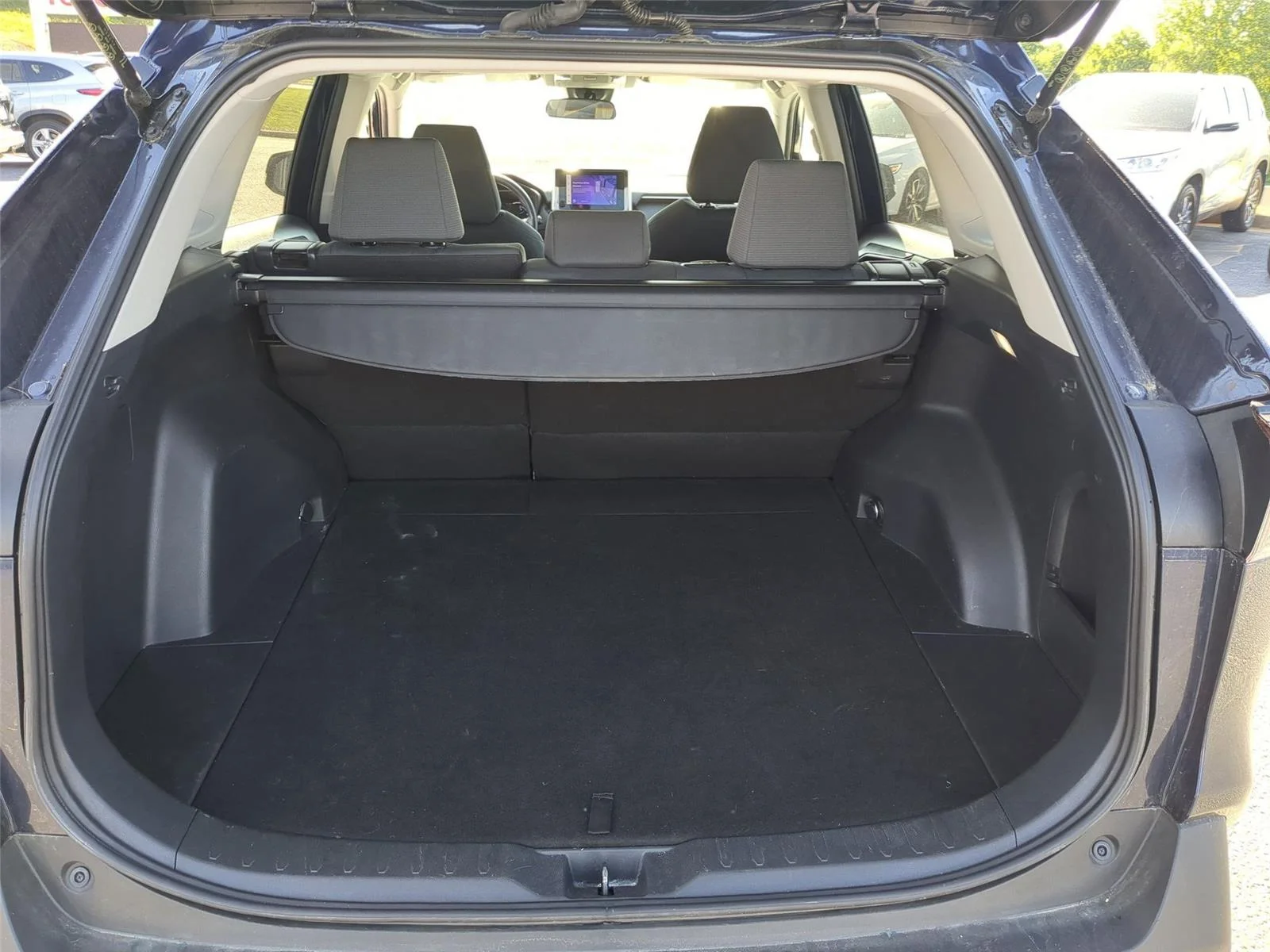 Used 2025 Blueprint Toyota Hybrid XLE image 34