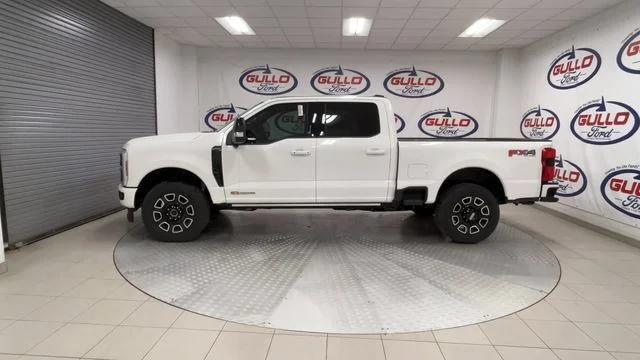 New 2026 Star White Metallic Tri-Coat Ford Platinum image 8