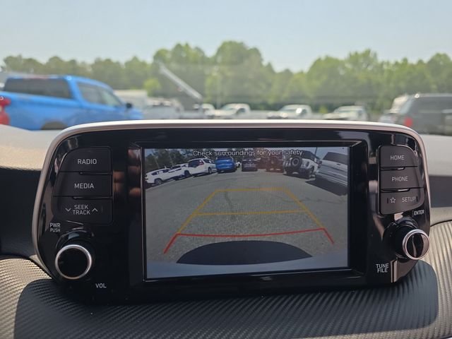 Used 2019 White Hyundai SE image 23