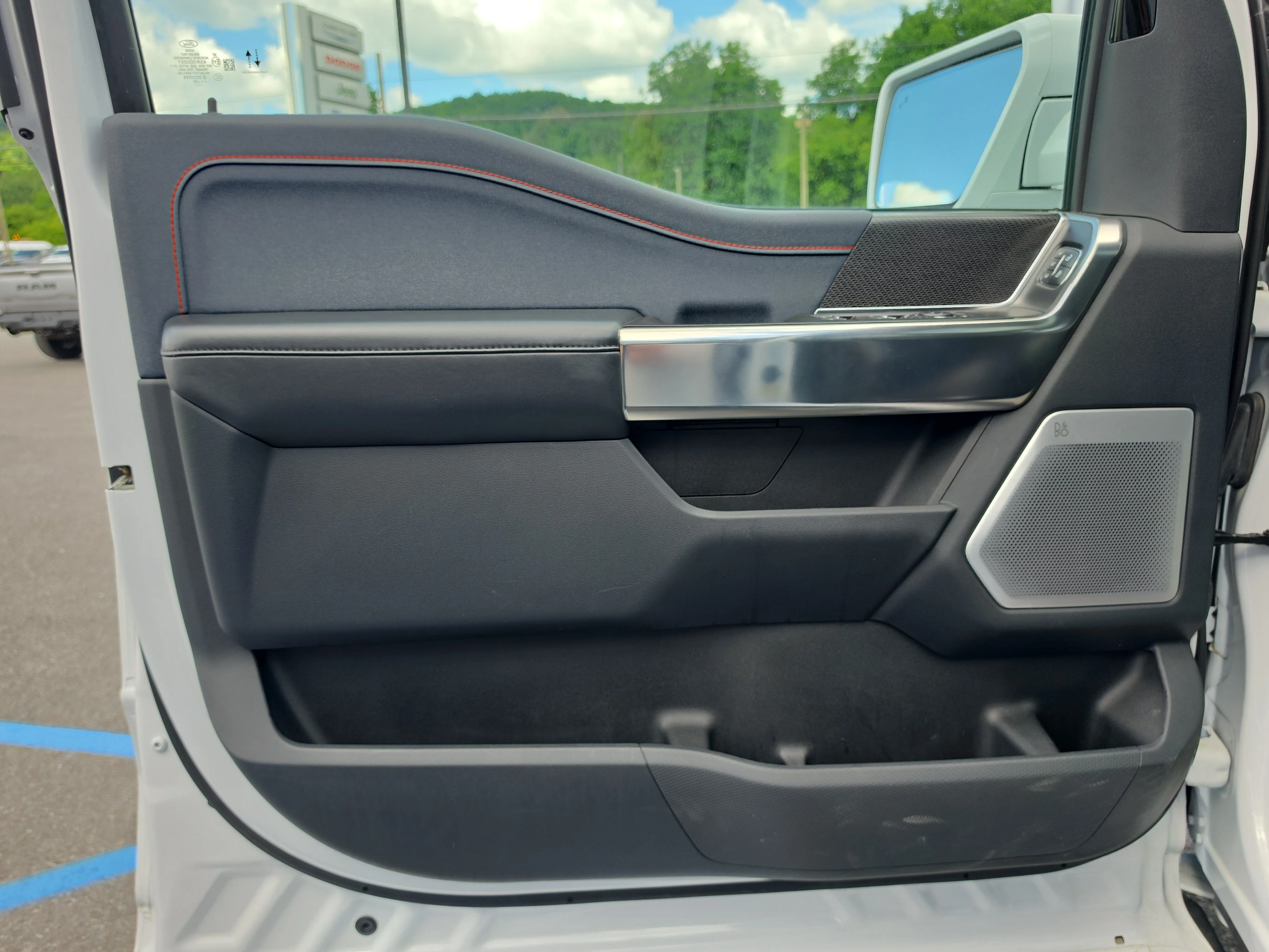 Used 2022 Oxford White Ford Raptor image 16