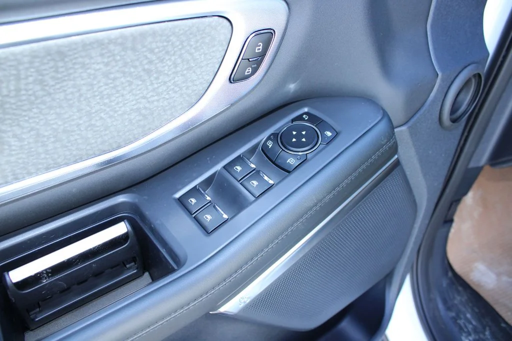 New 2026 Oxford White Ford Tremor® image 39