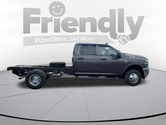 New 2026 Granite Crystal Metallic Clear-Coat Exterior Paint RAM Tradesman image 6