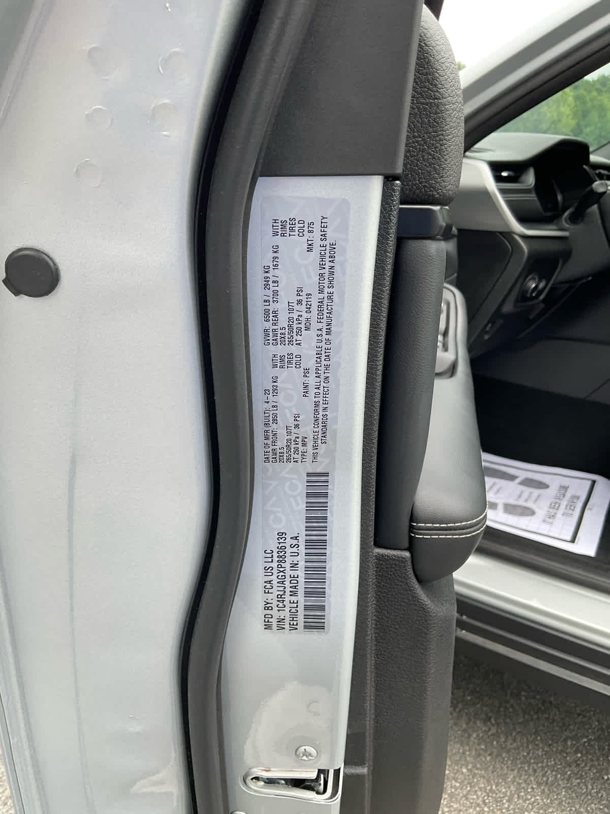 Certified Used 2023 Silver Zynith Jeep Altitude image 29
