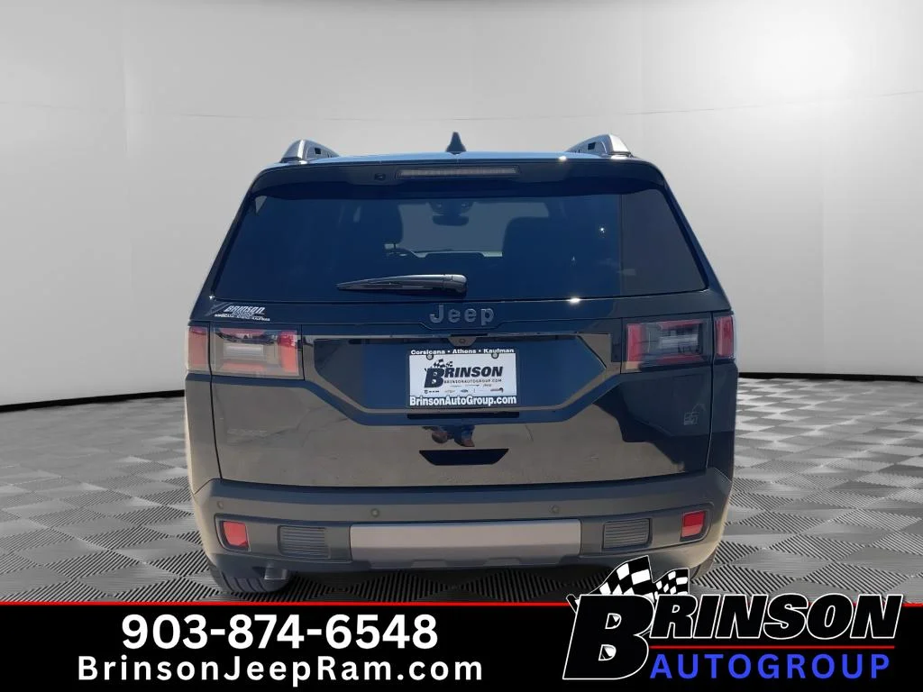 New 2026 Diamond Black Crystal Pearlcoat Jeep 85th Anniversary image 4