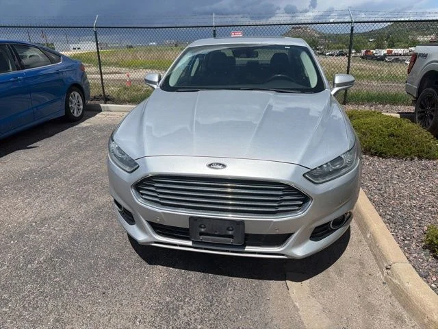 Used 2015 Silver Ford Titanium image 2